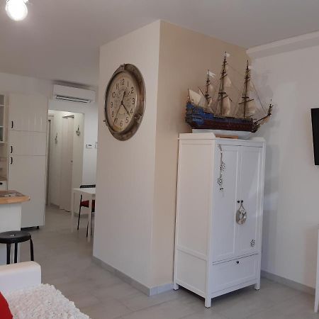 Soleil Royal Piano Terra Apartman Viareggio Kültér fotó