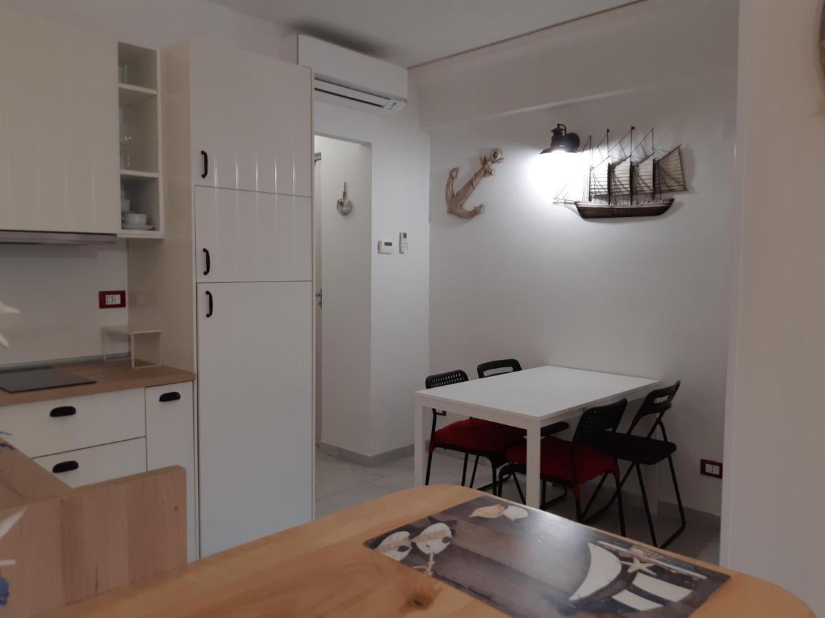Soleil Royal Piano Terra Apartman Viareggio Kültér fotó