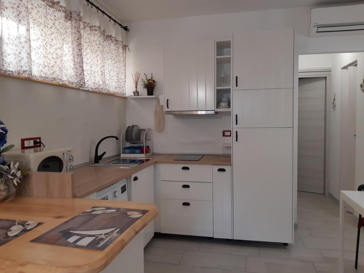 Soleil Royal Piano Terra Apartman Viareggio Kültér fotó